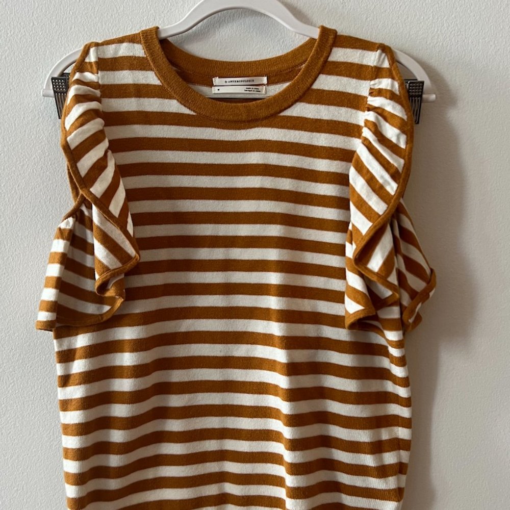 Anthropologie Ruffle Sleeve Sweater Tank (M)